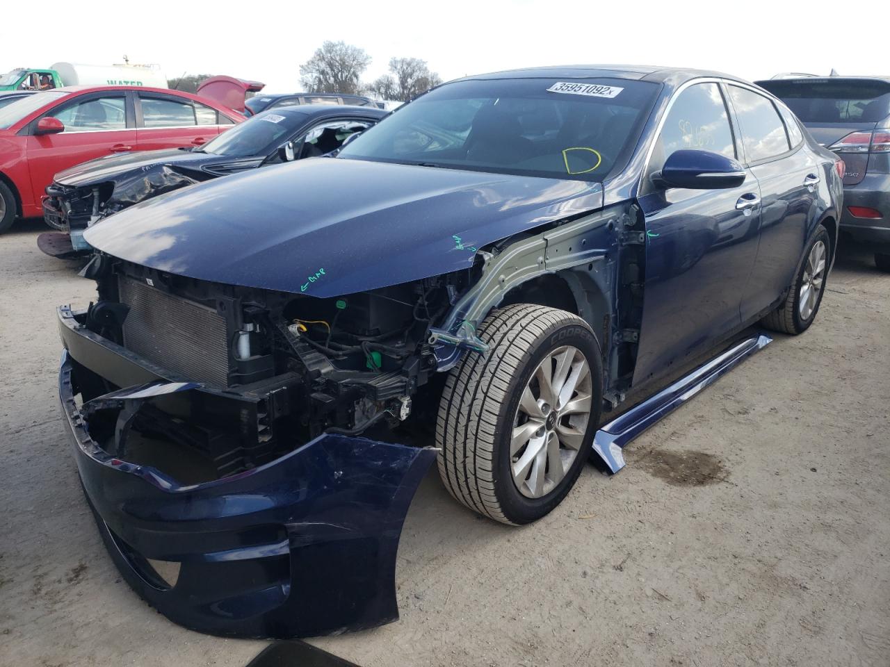Photo 2 from auction – 2016 KIA OPTIMA EX with VIN 5XXGU4L39GG087521