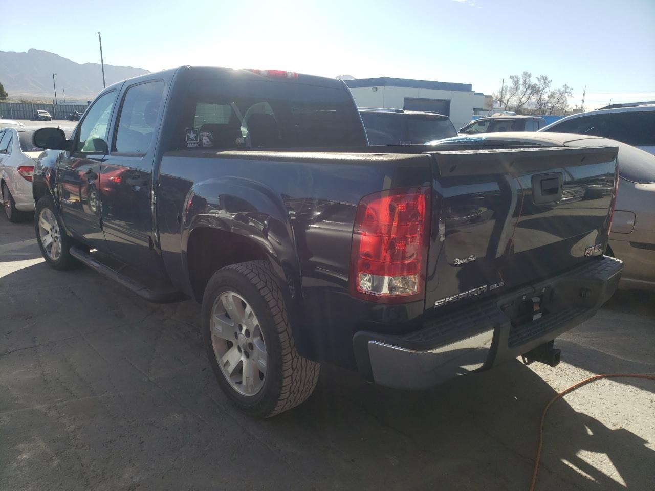 Zdjęcie 3 z aukcji – 2007 GMC NEW SIERRA z VIN 3GTEC13J07G508708