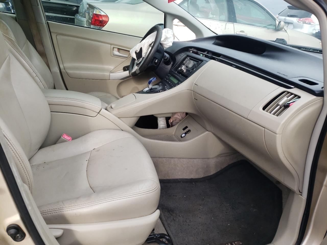 Photo 5 from auction – 2011 TOYOTA PRIUS with VIN JTDKN3DU0B0289263