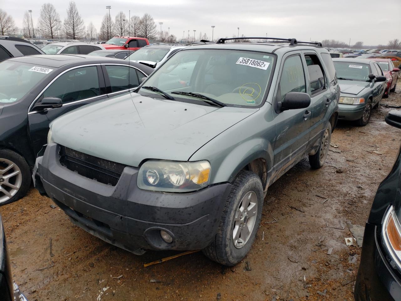 Photo 2 from auction – 2007 FORD ESCAPE XLT with VIN 1FMCU93187KA33686
