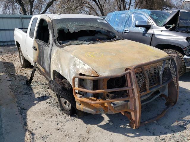CHEVROLET SILVERADO 2013 with VIN 1GCRKREA9DZ301424 - Photo from auction