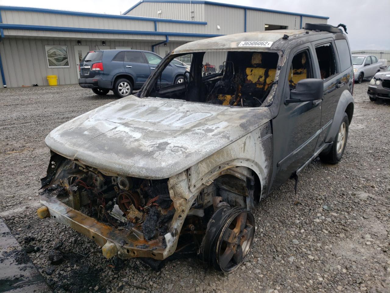 Photo 2 from auction – 2008 DODGE NITRO SXT with VIN 1D8GT28K28W167137