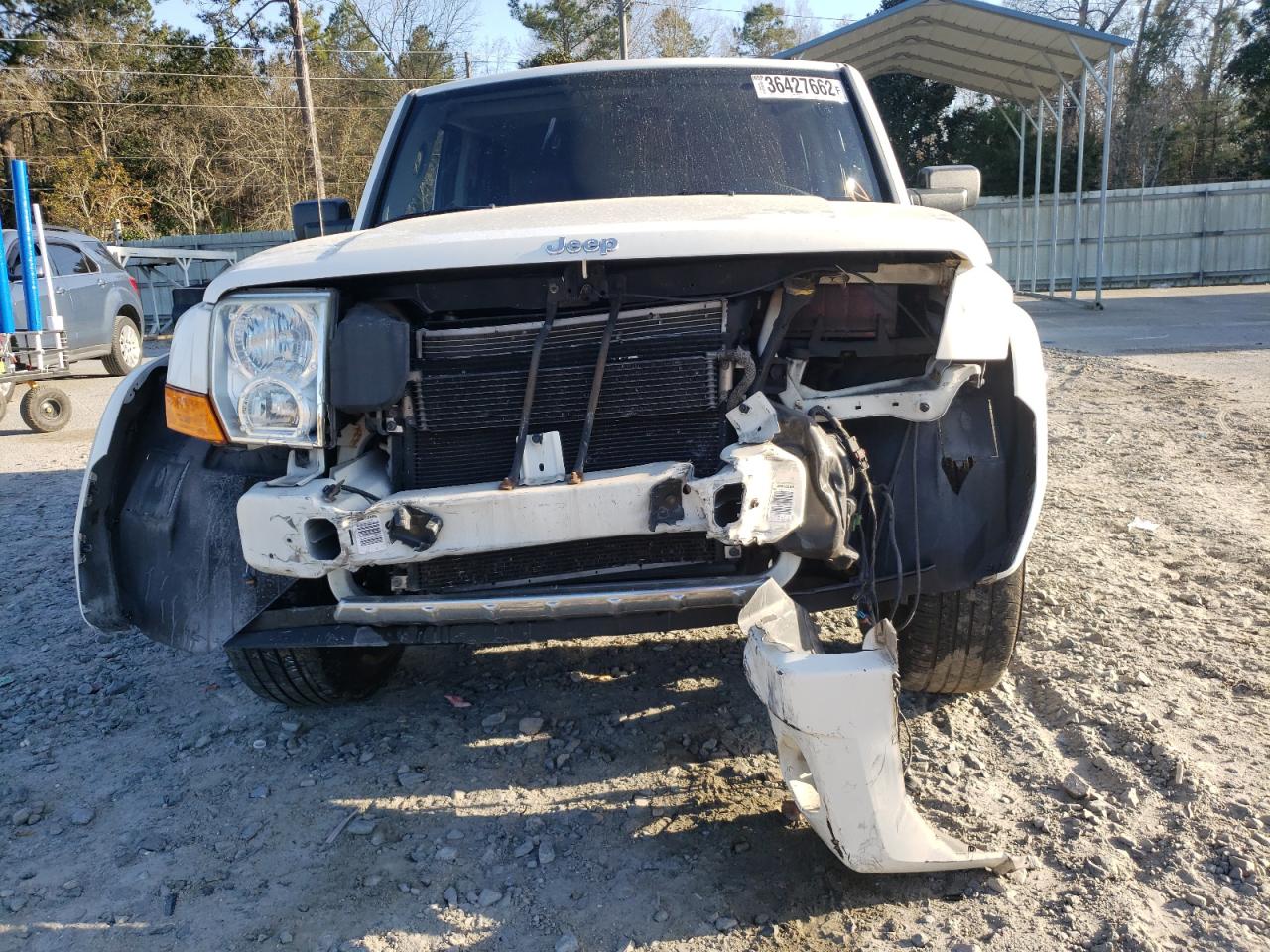 Photo 9 from auction – 2007 JEEP COMMANDER with VIN 1J8HH58217C560898