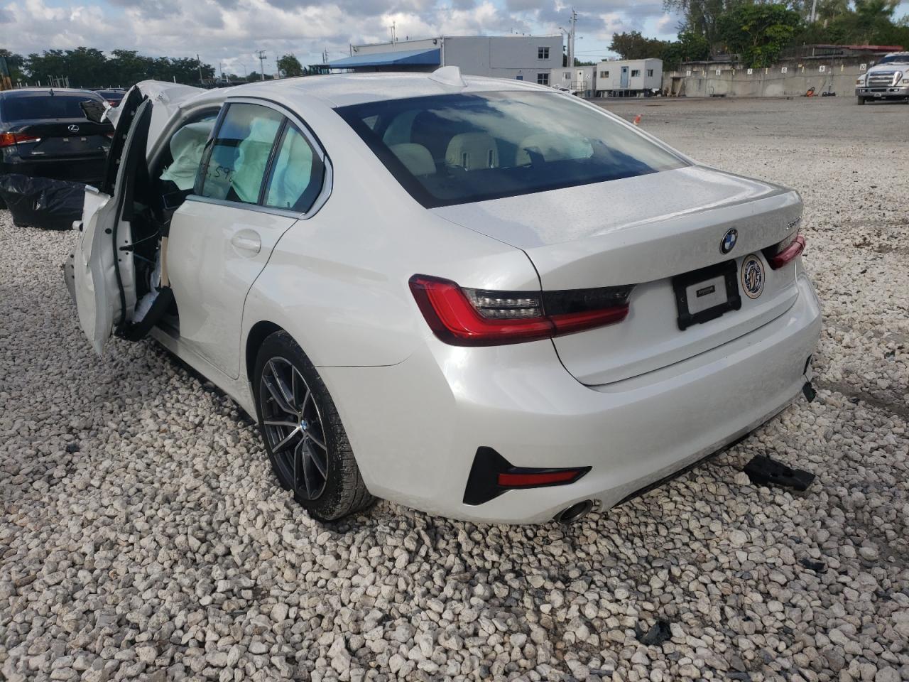 Photo 3 from auction – 2020 BMW 330I with VIN 3MW5R1J09L8B08916