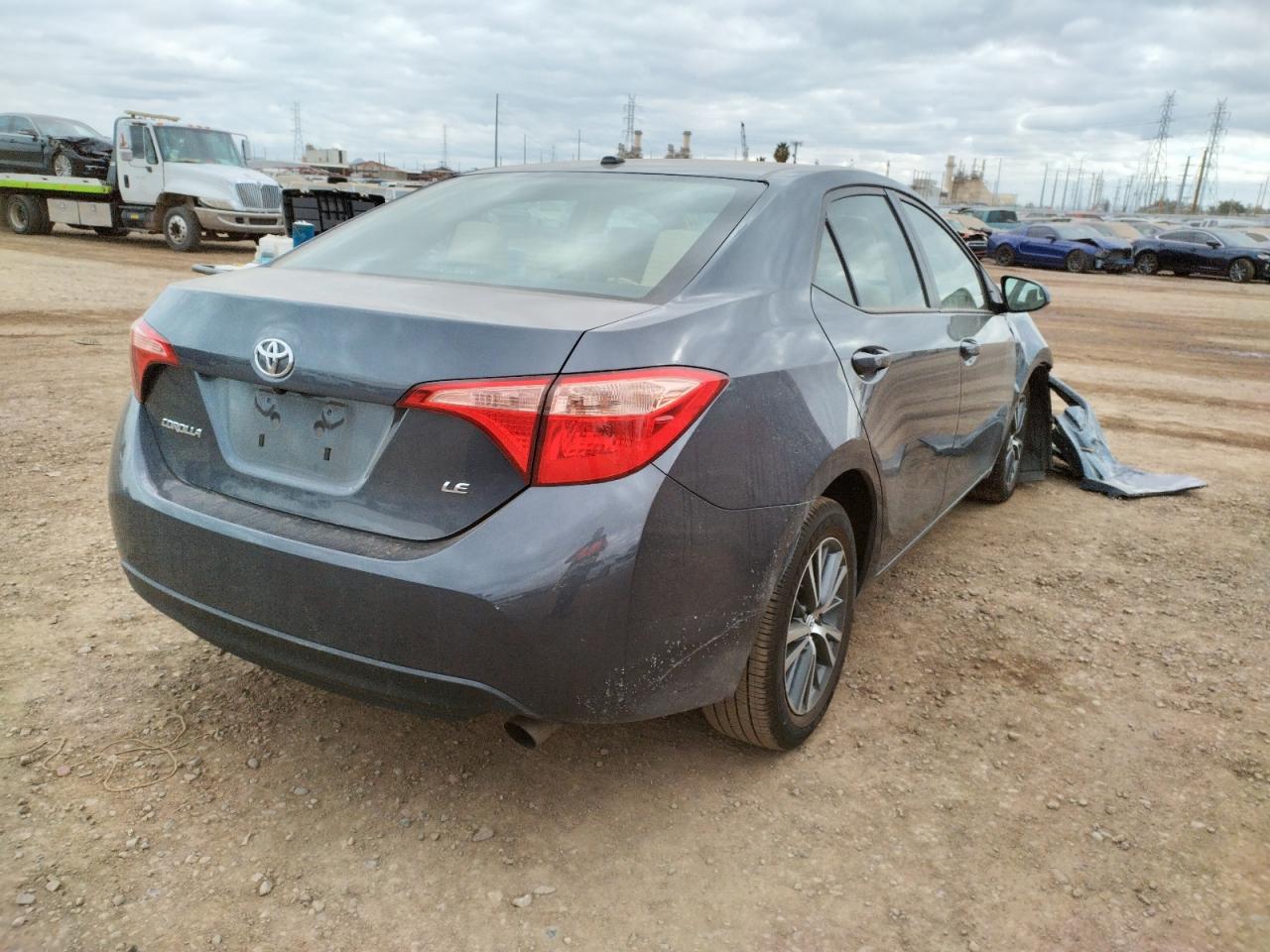 Photo 4 from auction – 2017 TOYOTA COROLLA L with VIN 5YFBURHE5HP587296