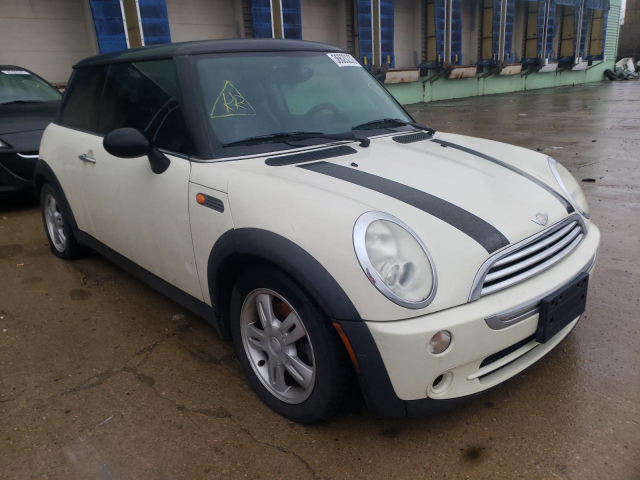 MINI COOPER 2006 with VIN WMWRC33536TK67841 - Photo from auction
