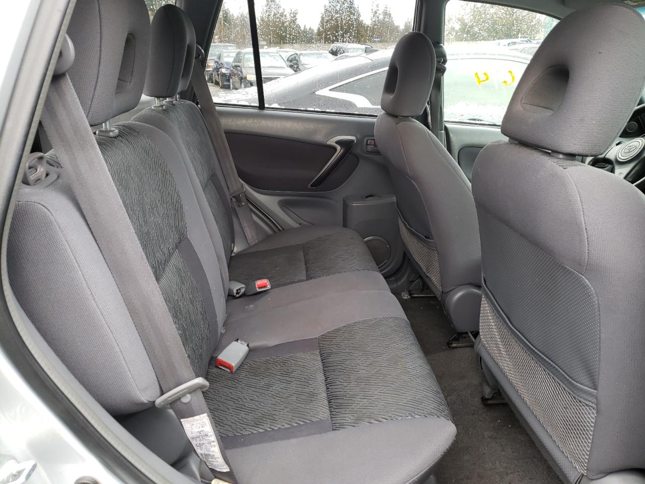 Foto 6 de la subasta – 2003 TOYOTA RAV4 con VIN JTEGH20V230083400