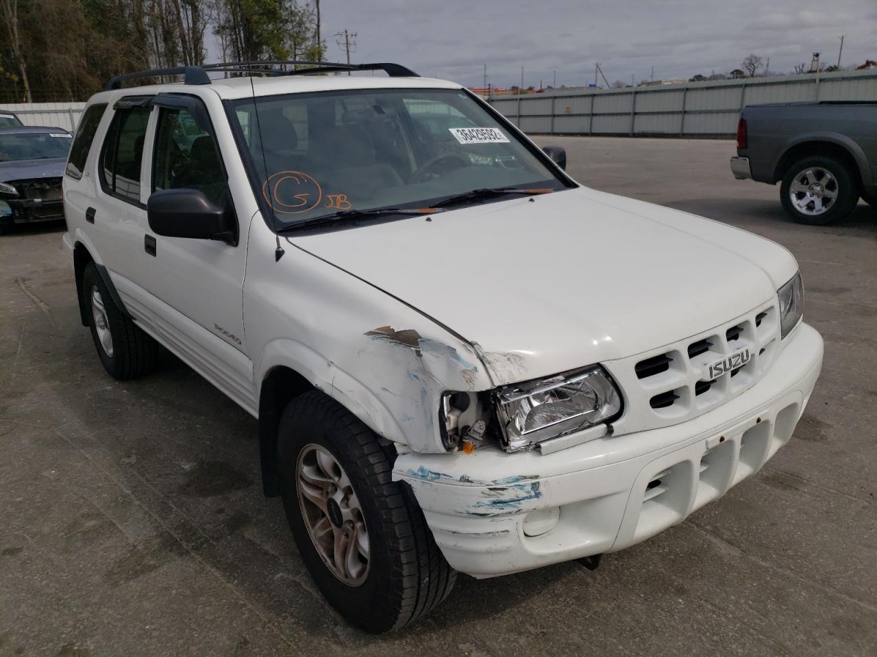 ISUZU RODEO S 2002 with VIN 4S2CK58W524317771 - Photo from auction