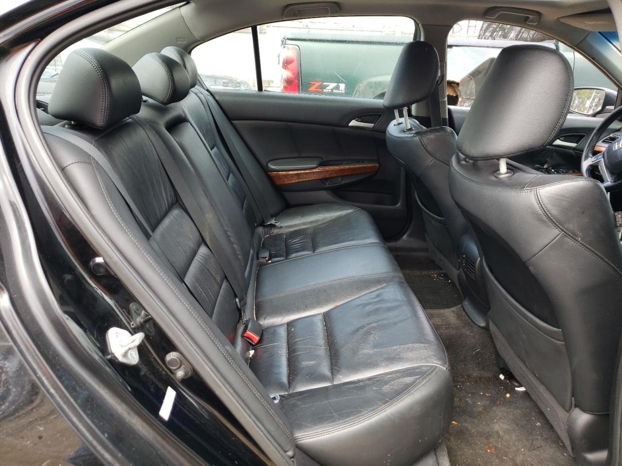 Photo 6 from auction – 2011 HONDA ACCORD EXL with VIN 1HGCP2F85BA038078