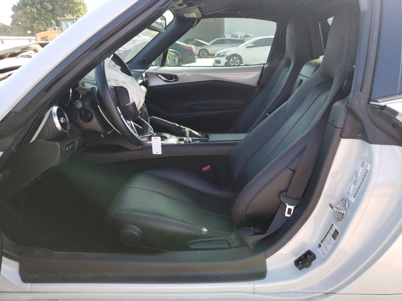 Photo 5 from auction – 2019 MAZDA MX-5 MIATA with VIN JM1NDAM70K0310692