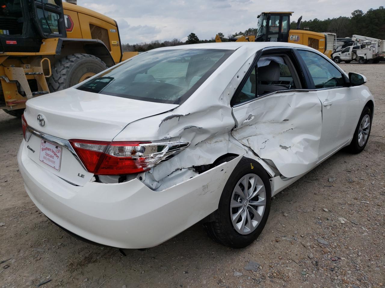 Photo 4 from auction – 2017 TOYOTA CAMRY LE with VIN 4T1BF1FK3HU717157