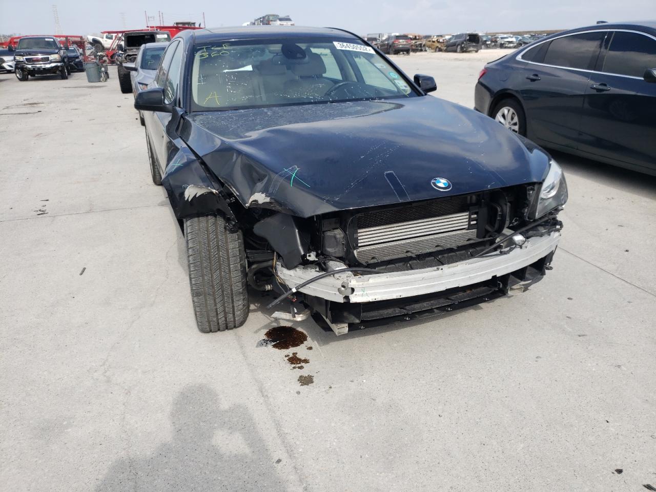 Photo 9 from auction – 2012 BMW 750 LI with VIN WBAKB8C58CC964810