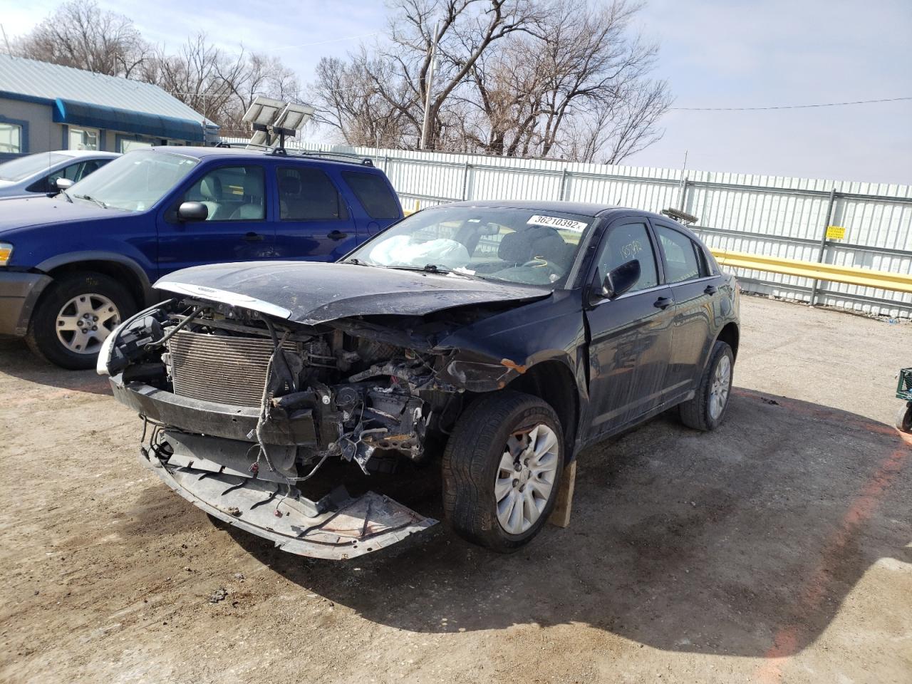 Photo 2 from auction – 2012 CHRYSLER 200 LX with VIN 1C3CCBABXCN218653