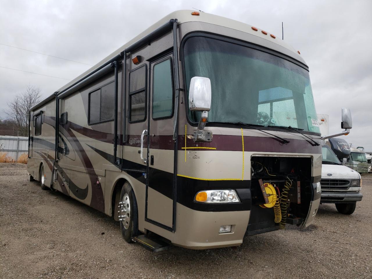 OTHR RV 2002 with VIN 1RF12564122021199 - Photo from auction