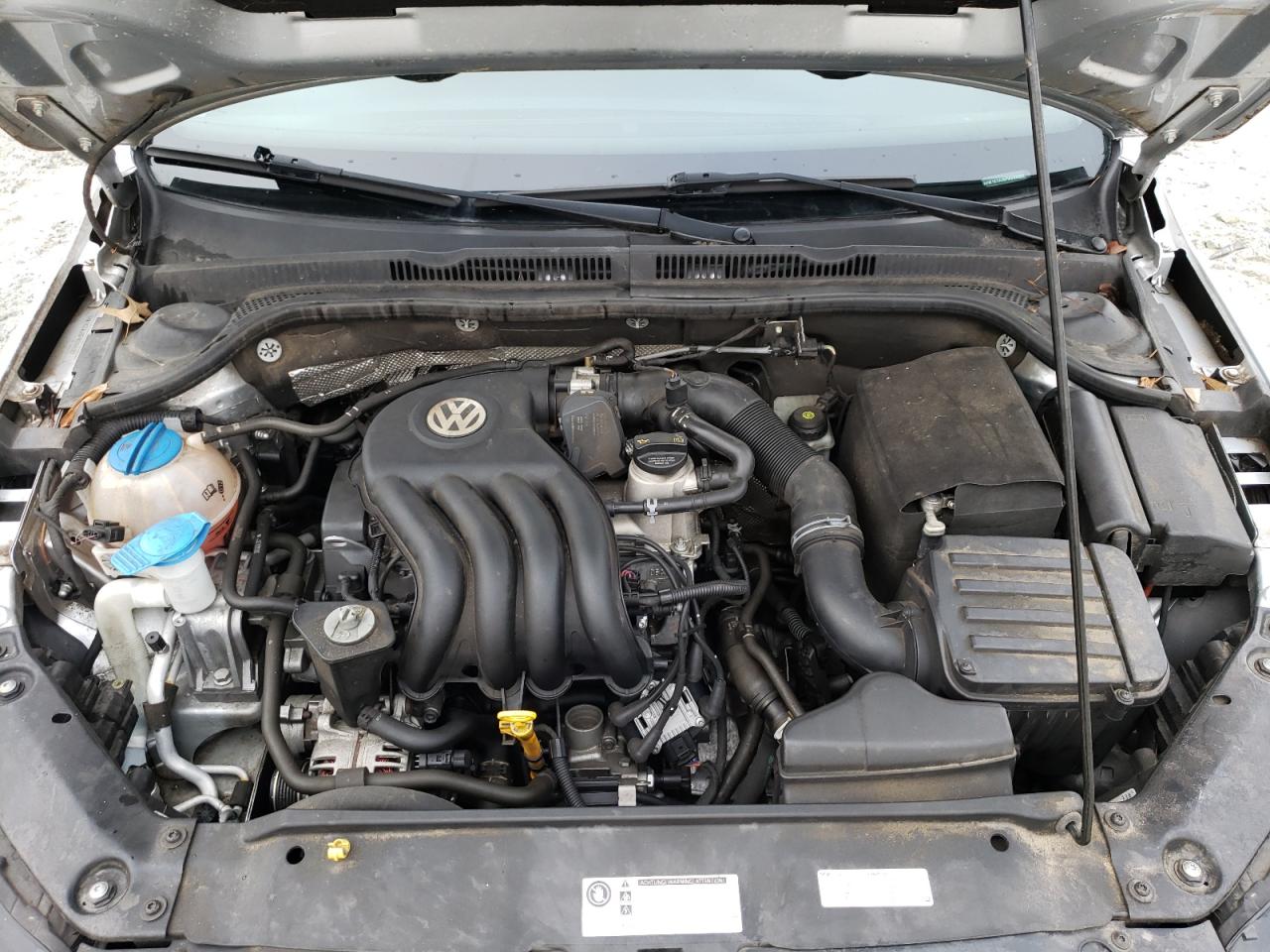 Photo 7 from auction – 2015 VOLKSWAGEN JETTA BASE with VIN 3VW1K7AJ6FM269587