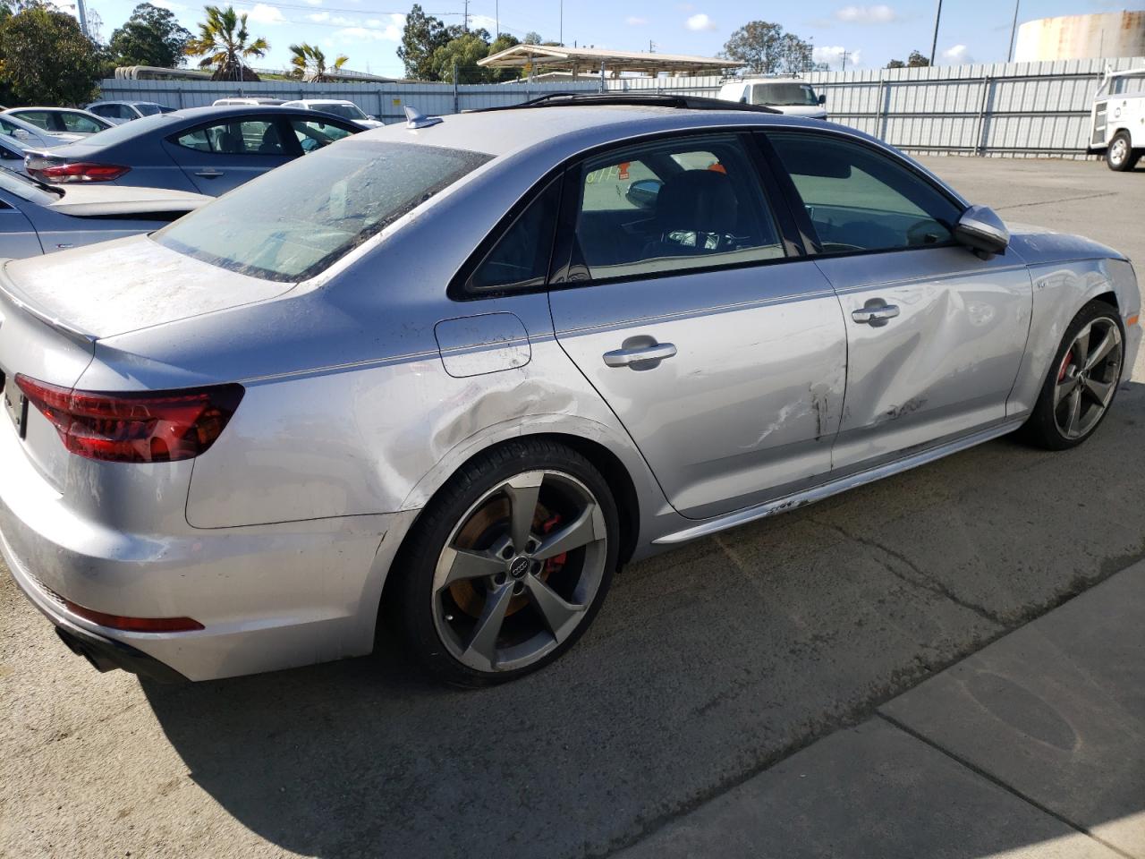 Photo 9 from auction – 2018 AUDI S4 PREMIUM with VIN WAUB4AF44JA113455