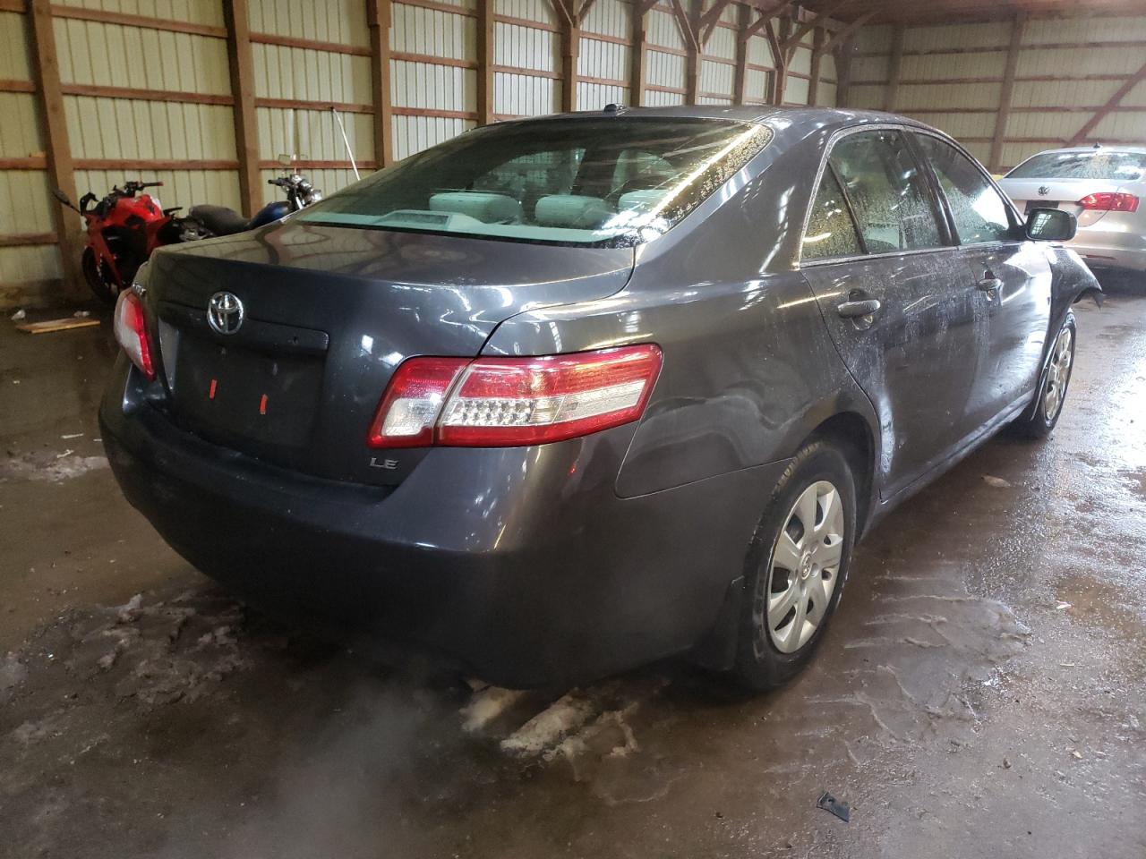 Photo 4 from auction – 2010 TOYOTA CAMRY BASE with VIN 4T1BF3EK2AU098666