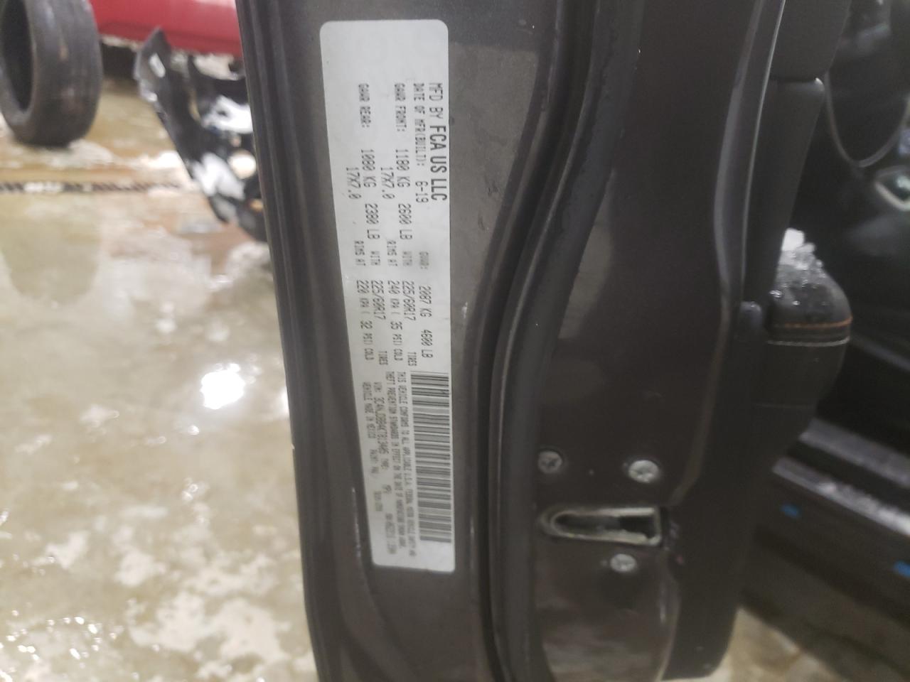 Photo 10 from auction – 2019 JEEP COMPASS LA with VIN 3C4NJDBB4KT813405