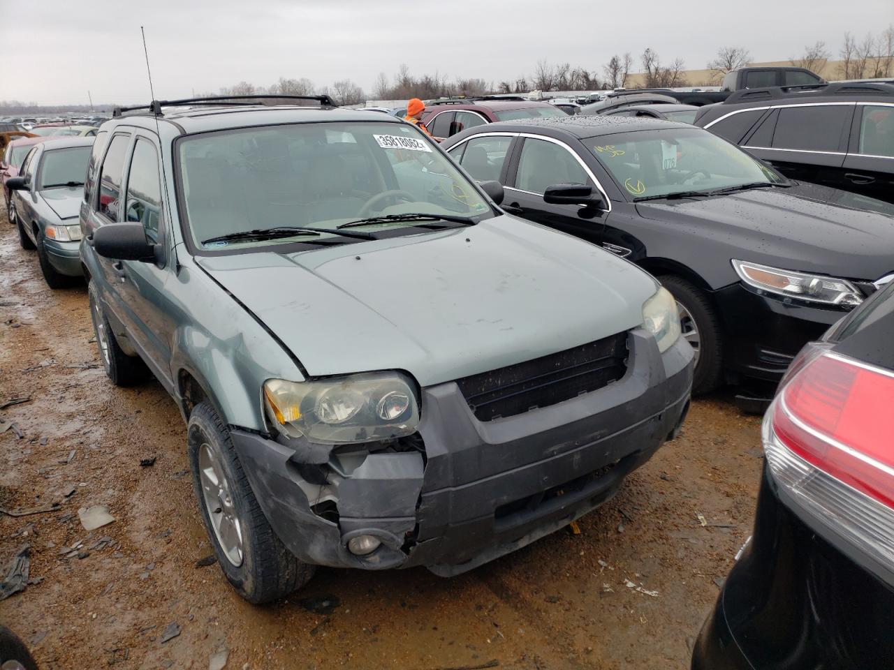 FORD ESCAPE XLT 2007 with VIN 1FMCU93187KA33686 - Photo from auction