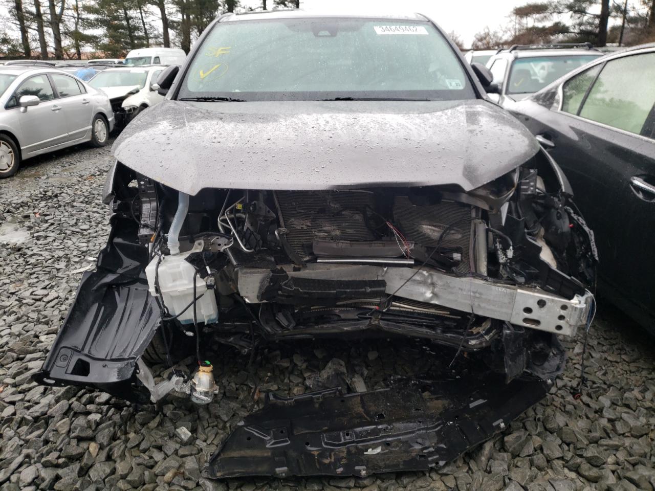 Photo 9 from auction – 2018 TOYOTA HIGHLANDER with VIN 5TDBZRFH1JS894945