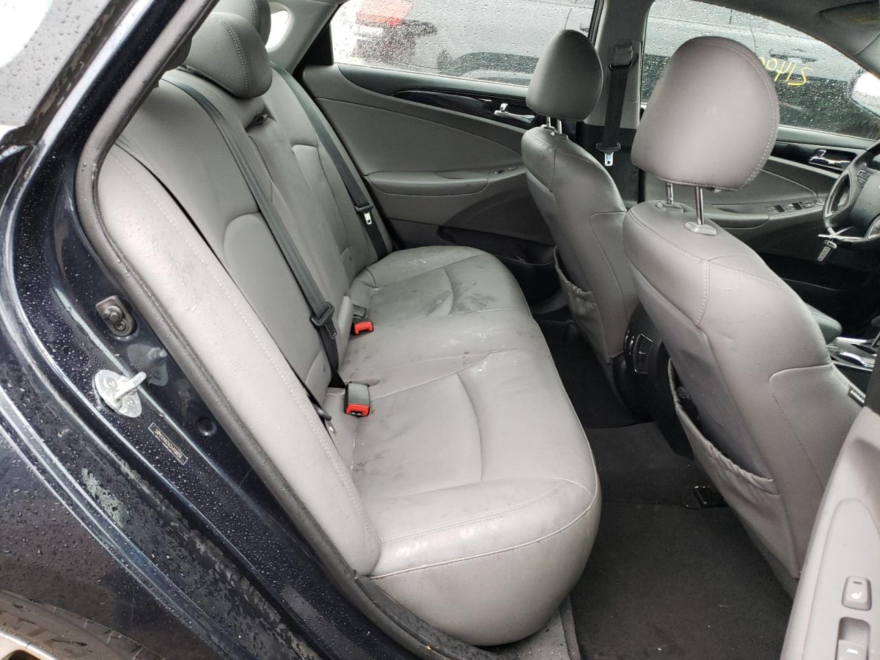 Photo 6 from auction – 2012 HYUNDAI SONATA SE with VIN 5NPEC4ACXCH456656