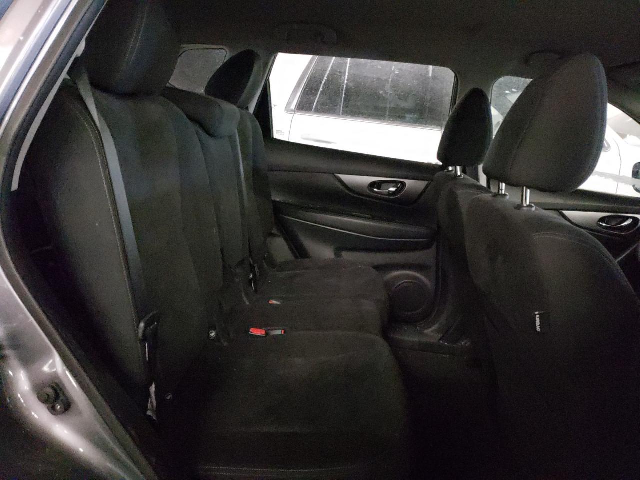 Photo 6 from auction – 2015 NISSAN ROGUE S with VIN KNMAT2MV4FP539119