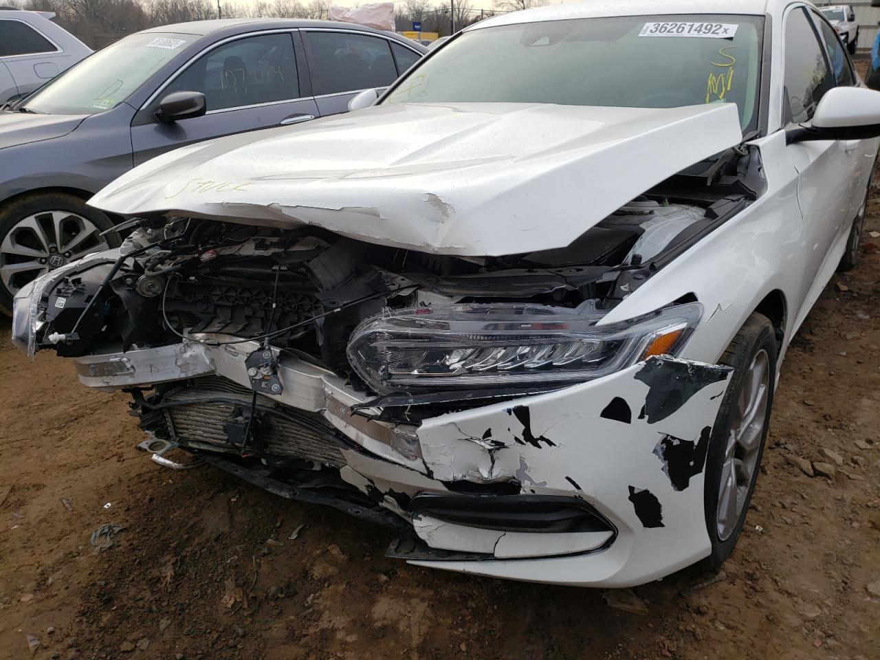 Photo 10 from auction – 2018 HONDA ACCORD with VIN 1HGCV1F10JA136808