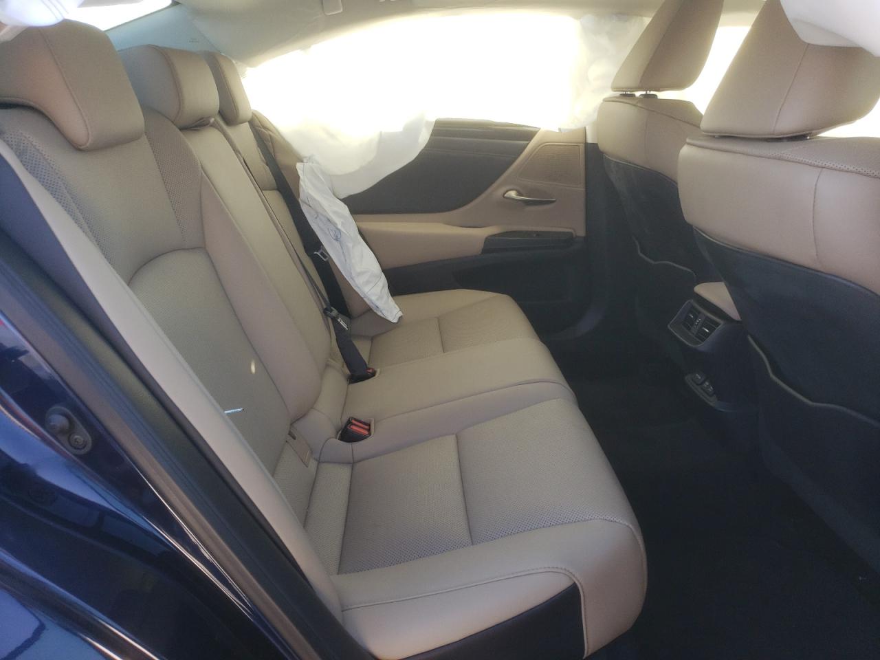 Photo 6 from auction – 2021 LEXUS ES 350 BAS with VIN 58ACZ1B14MU086530