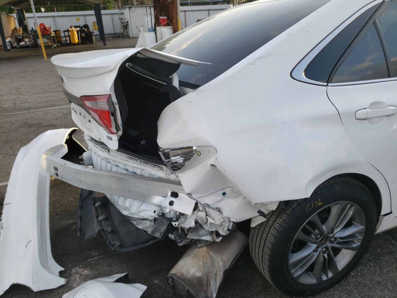 Photo 9 from auction – 2017 TOYOTA CAMRY LE with VIN 4T1BF1FK6HU424868