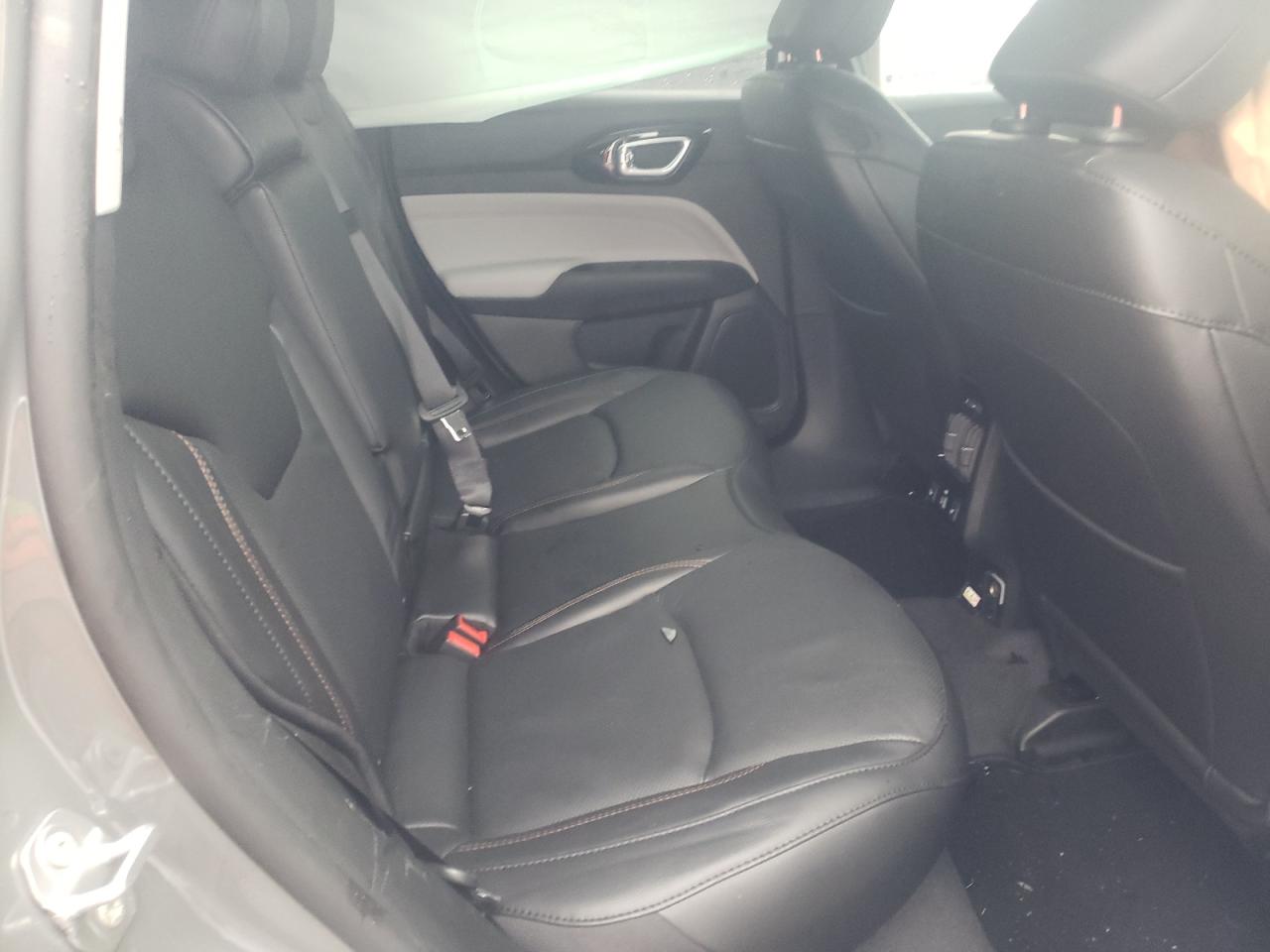 Photo 6 from auction – 2022 JEEP COMPASS LI with VIN 3C4NJDCB0NT124190