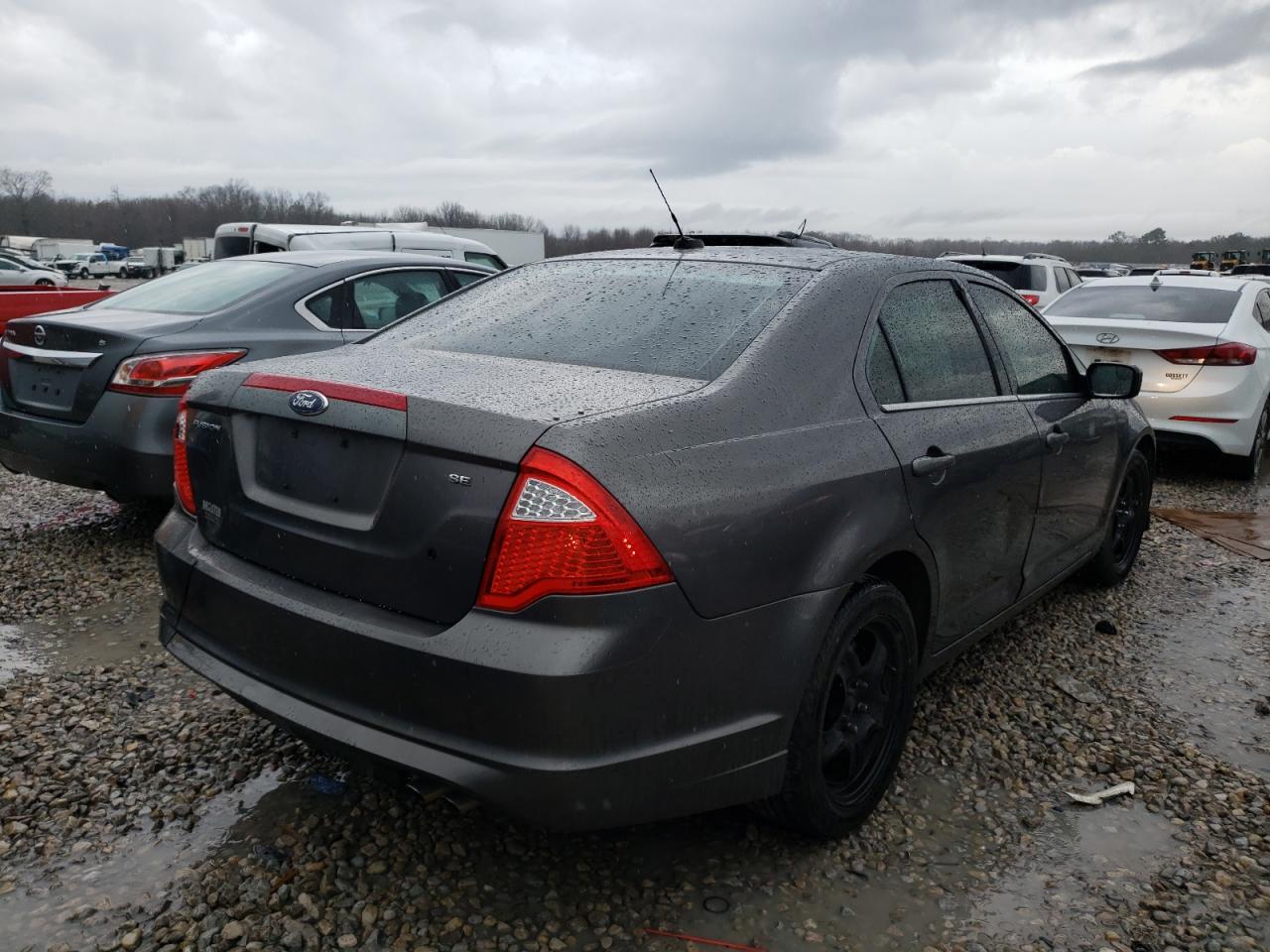 Photo 4 from auction – 2011 FORD FUSION SE with VIN 3FAHP0HA4BR301262
