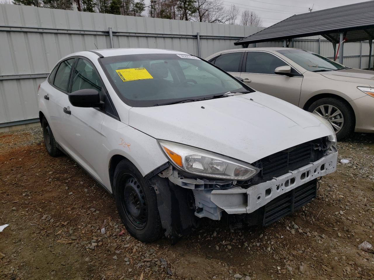 FORD FOCUS S 2016 with VIN 1FADP3E28GL355344 - Photo from auction