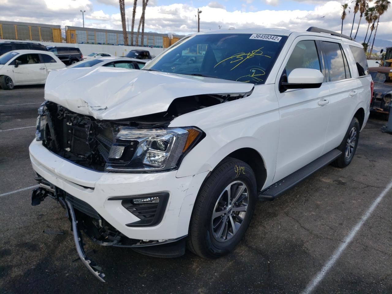 Photo 2 from auction – 2018 FORD EXPEDITION with VIN 1FMJU1HT9JEA02455