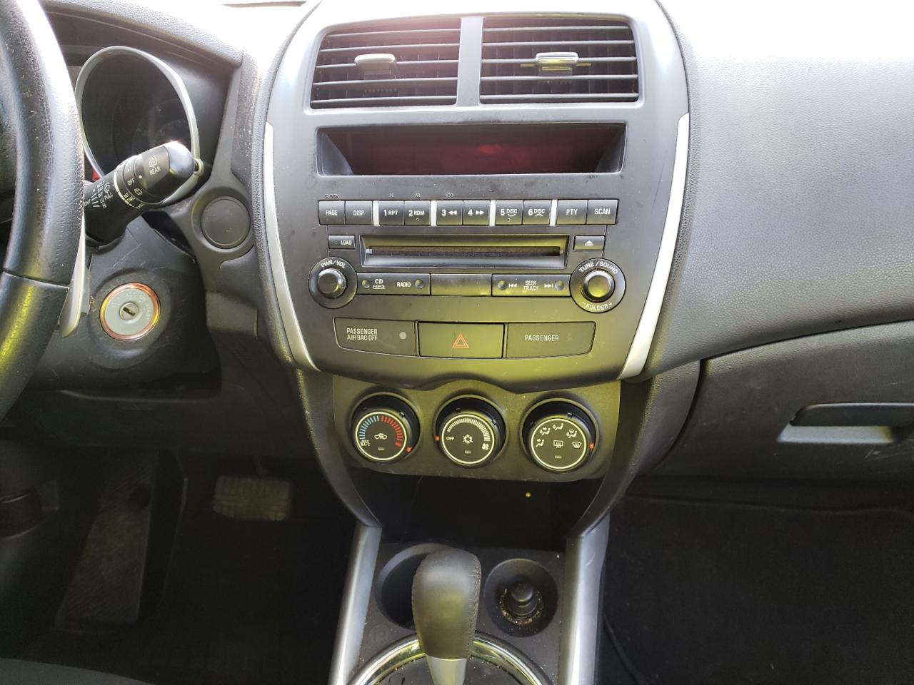 Photo 9 from auction – 2013 MITSUBISHI OUTLANDER with VIN 4A4AP3AU7DE017348