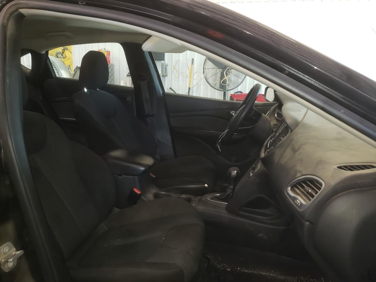 Photo 5 from auction – 2016 DODGE DART SE with VIN 1C3CDFAA9GD503772