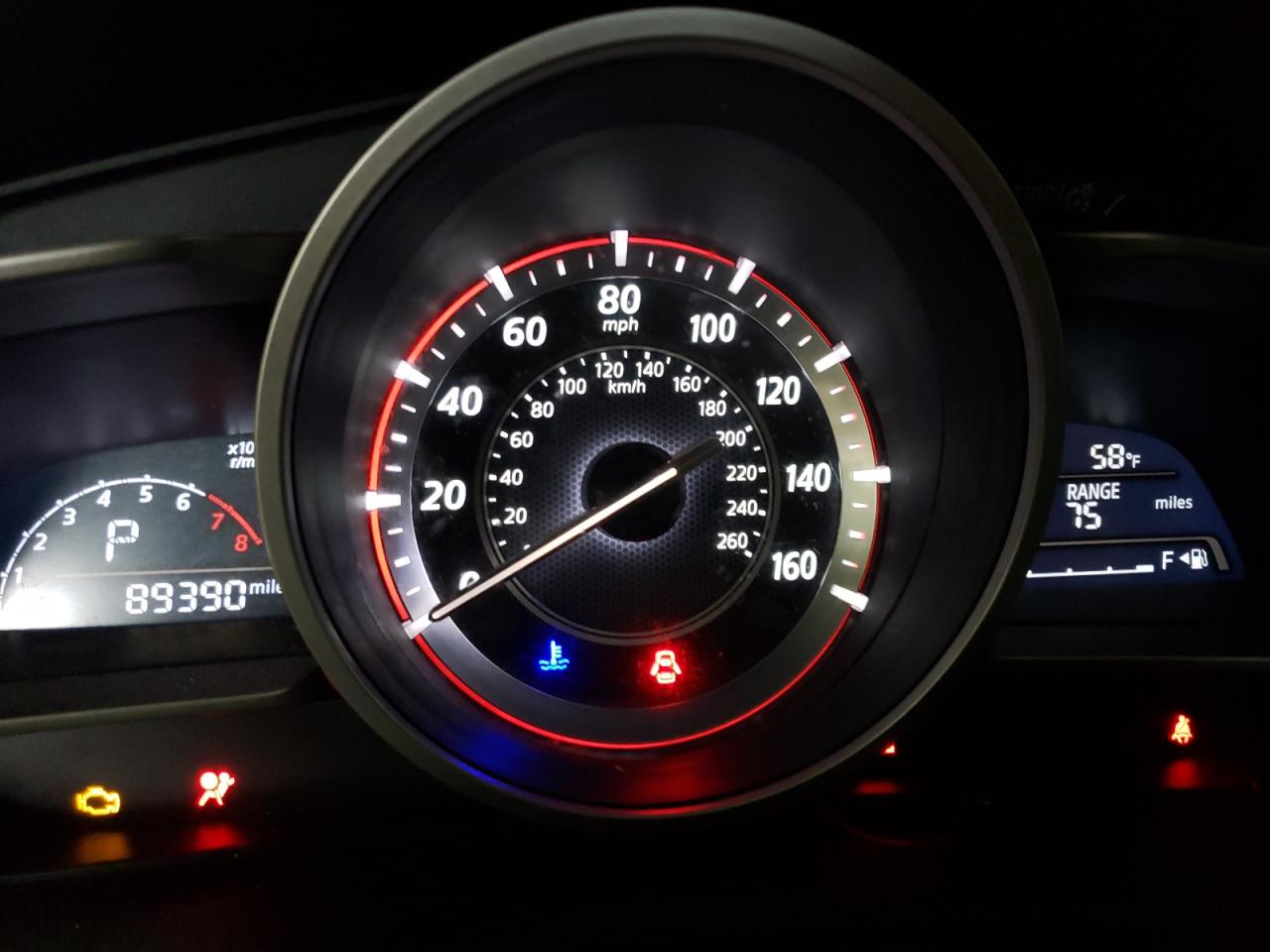 Photo 8 from auction – 2014 MAZDA 3 TOURING with VIN JM1BM1V75E1162555