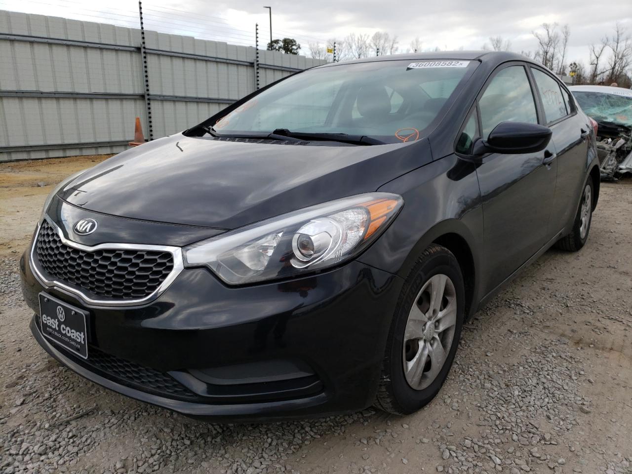 Photo 2 from auction – 2016 KIA FORTE LX with VIN KNAFK4A61G5493423