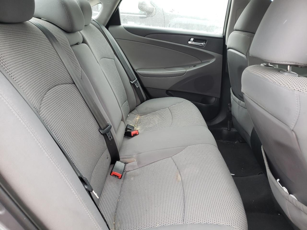 Photo 6 from auction – 2012 HYUNDAI SONATA GLS with VIN 5NPEB4AC9CH347799