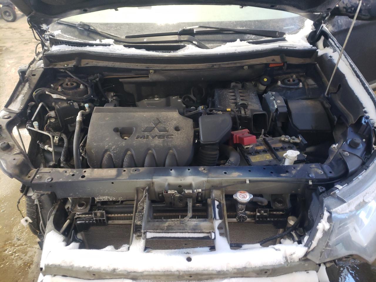 Photo 7 from auction – 2016 MITSUBISHI OUTLANDER with VIN JA4AZ2A35GZ604111