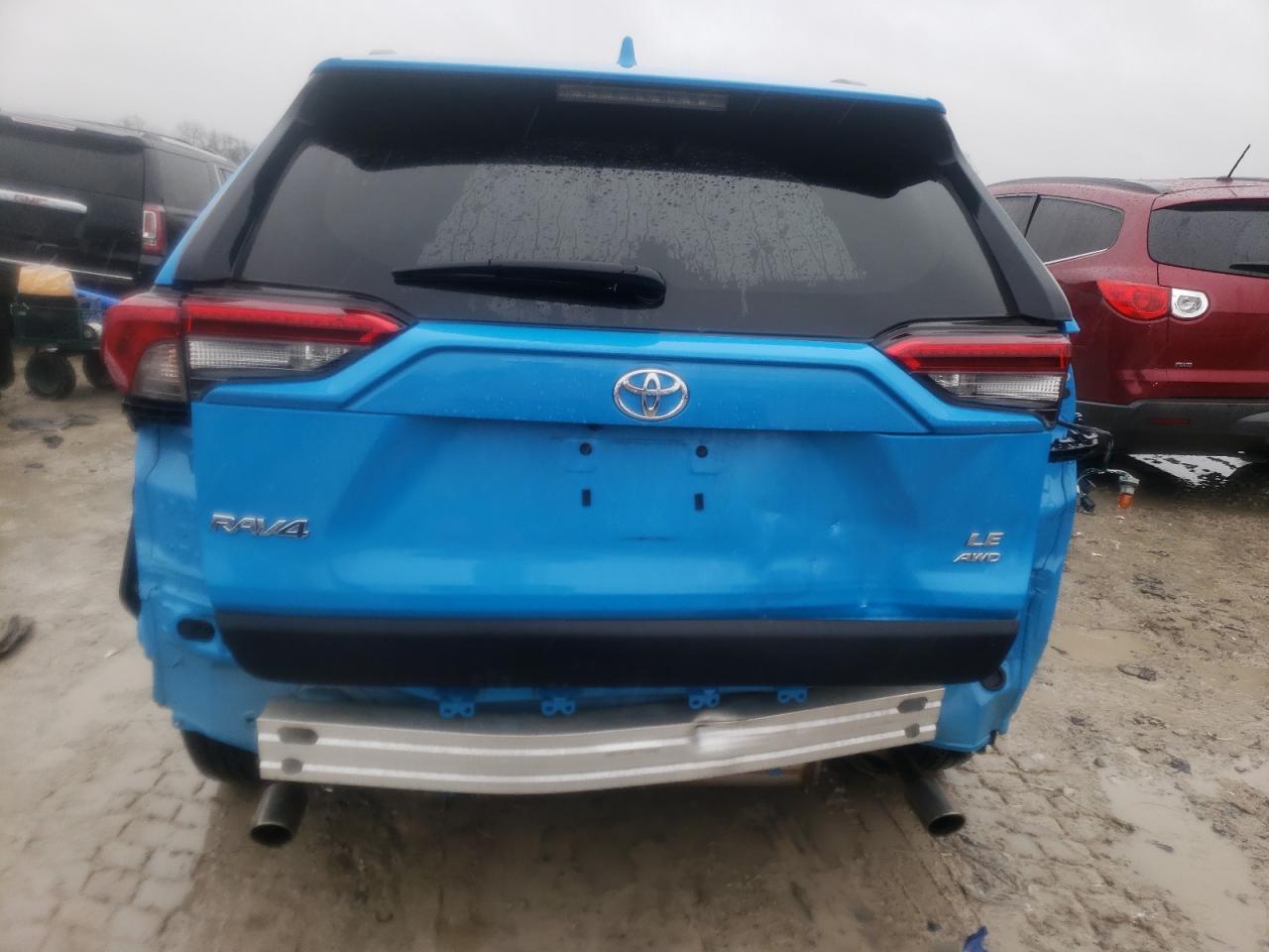 Photo 9 from auction – 2019 TOYOTA RAV4 LE with VIN 2T3F1RFV0KW063578