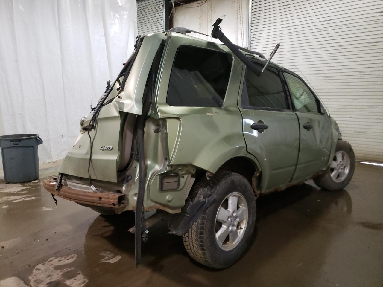 Photo 4 from auction – 2008 FORD ESCAPE XLT with VIN 1FMCU93128KA96932