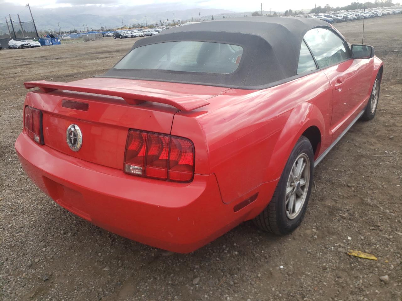 Photo 4 from auction – 2006 FORD MUSTANG with VIN 1ZVHT84N565111439