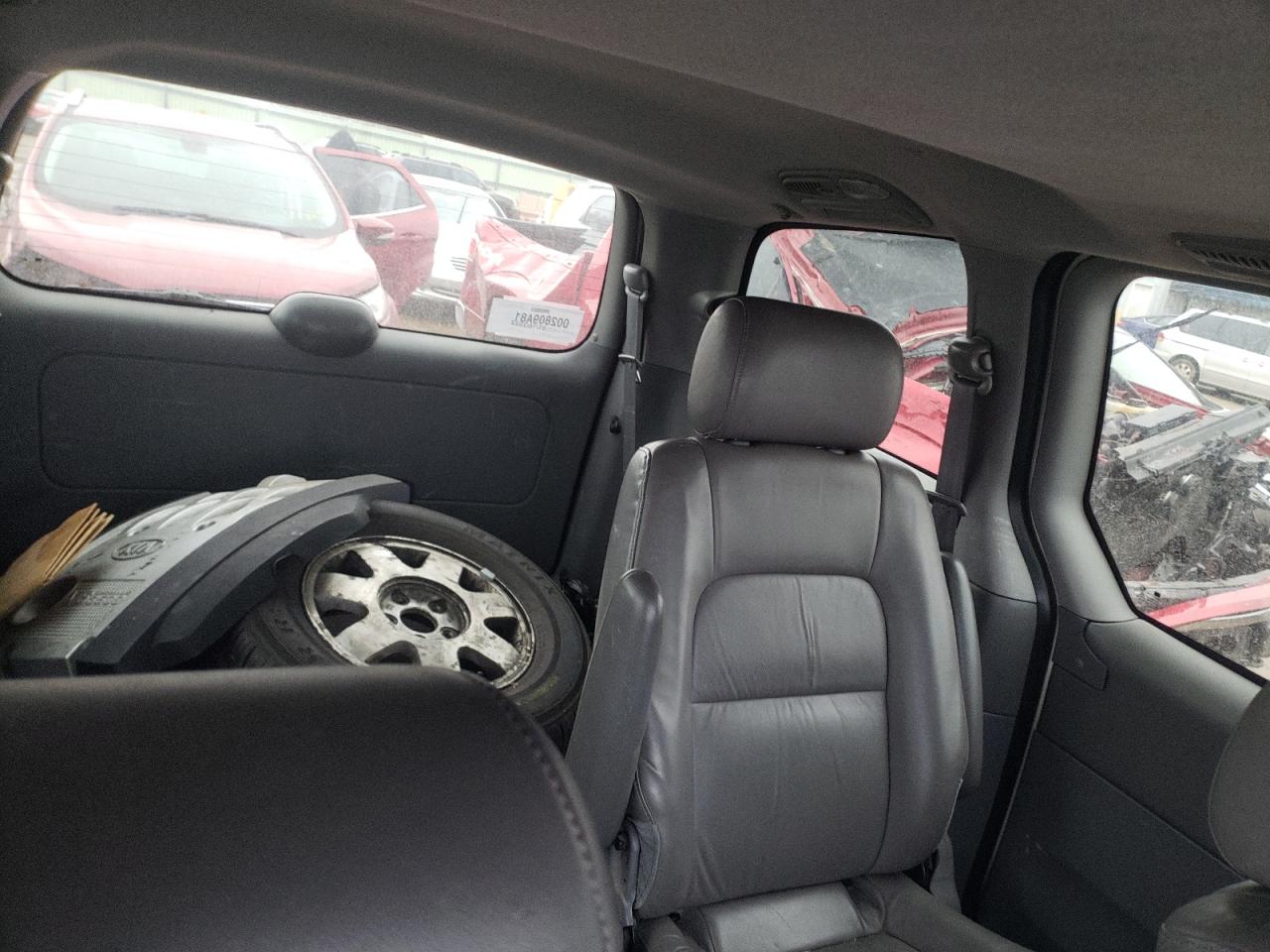 Photo 6 from auction – 2002 KIA SEDONA EX with VIN KNDUP131126267381
