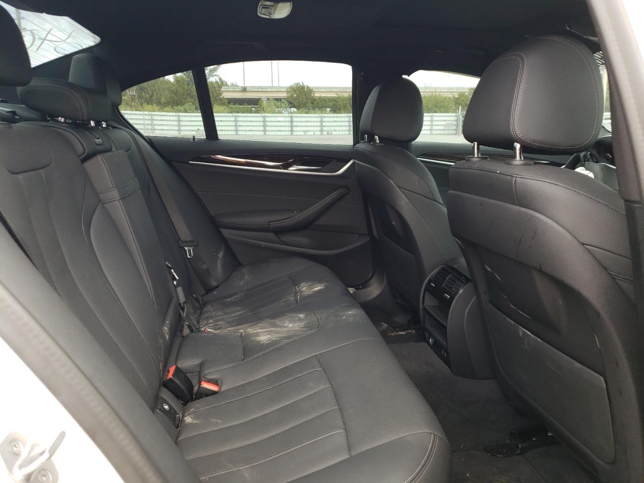 Photo 6 from auction – 2021 BMW 530 I with VIN WBA53BH01MCG46407
