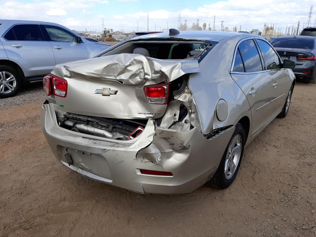 Photo 4 from auction – 2015 CHEVROLET MALIBU LS with VIN 1G11B5SL4FF201708