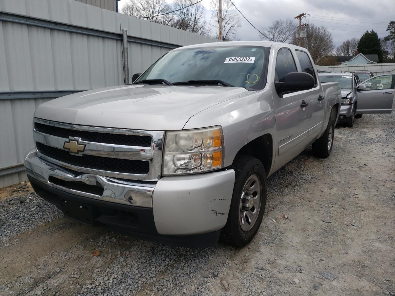 Photo 2 from auction – 2011 CHEVROLET SILVERADO with VIN 3GCPCSEA4BG135032