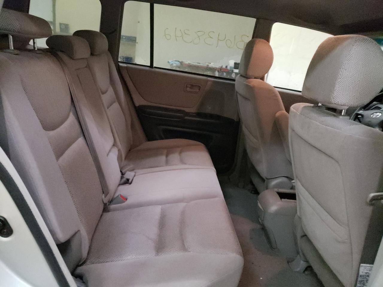 Photo 6 from auction – 2003 TOYOTA HIGHLANDER with VIN JTEHF21A130150770