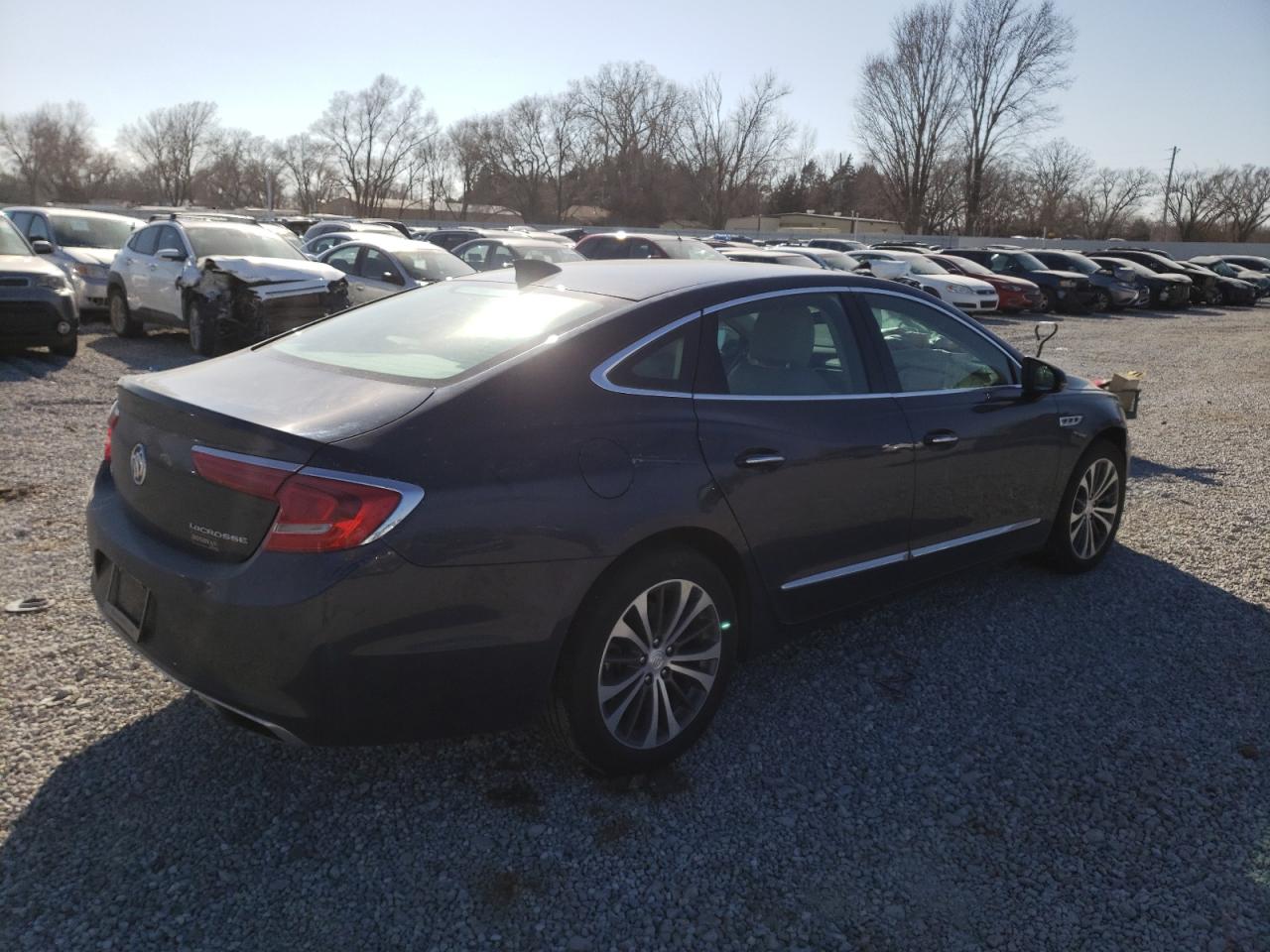 Photo 4 from auction – 2017 BUICK LACROSSE E with VIN 1G4ZP5SS4HU188651