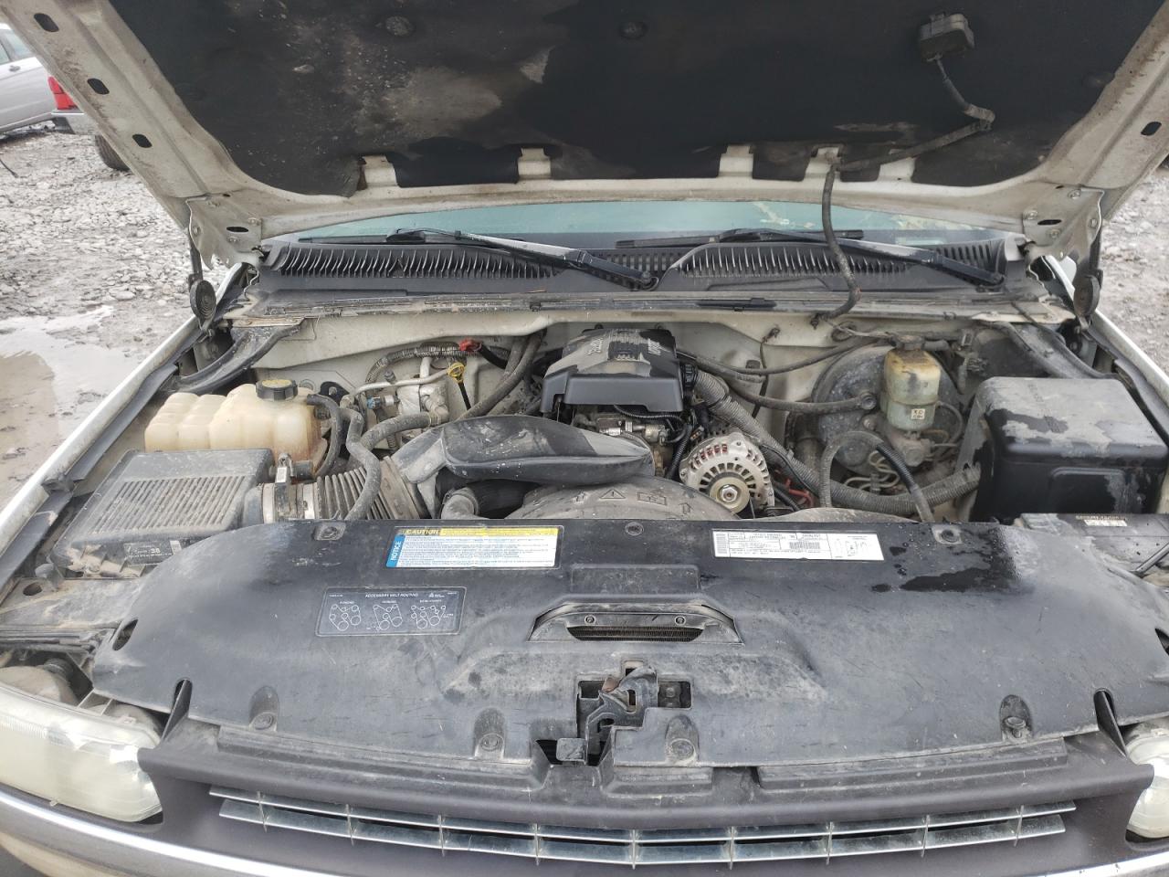 Photo 7 from auction – 2000 CHEVROLET SILVERADO with VIN 1GCEK19T3YE120165