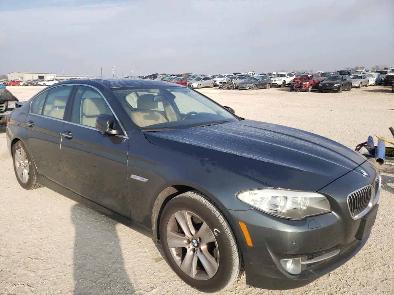 BMW 528 I 2012 z numerem VIN WBAXG5C58CDY28094 - Zdjęcie z aukcji